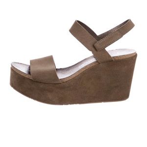 Pedro García platform shoes